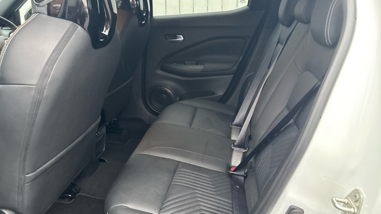 Nissan Juke 1.6 Hybrid Tekna 5dr Auto Hybrid Hatchback